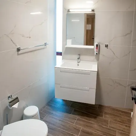 White House Family Zone 3* Baltjik